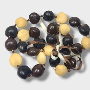 Vintage Hawaiian Kukui Nut Lei Necklace 32"‎